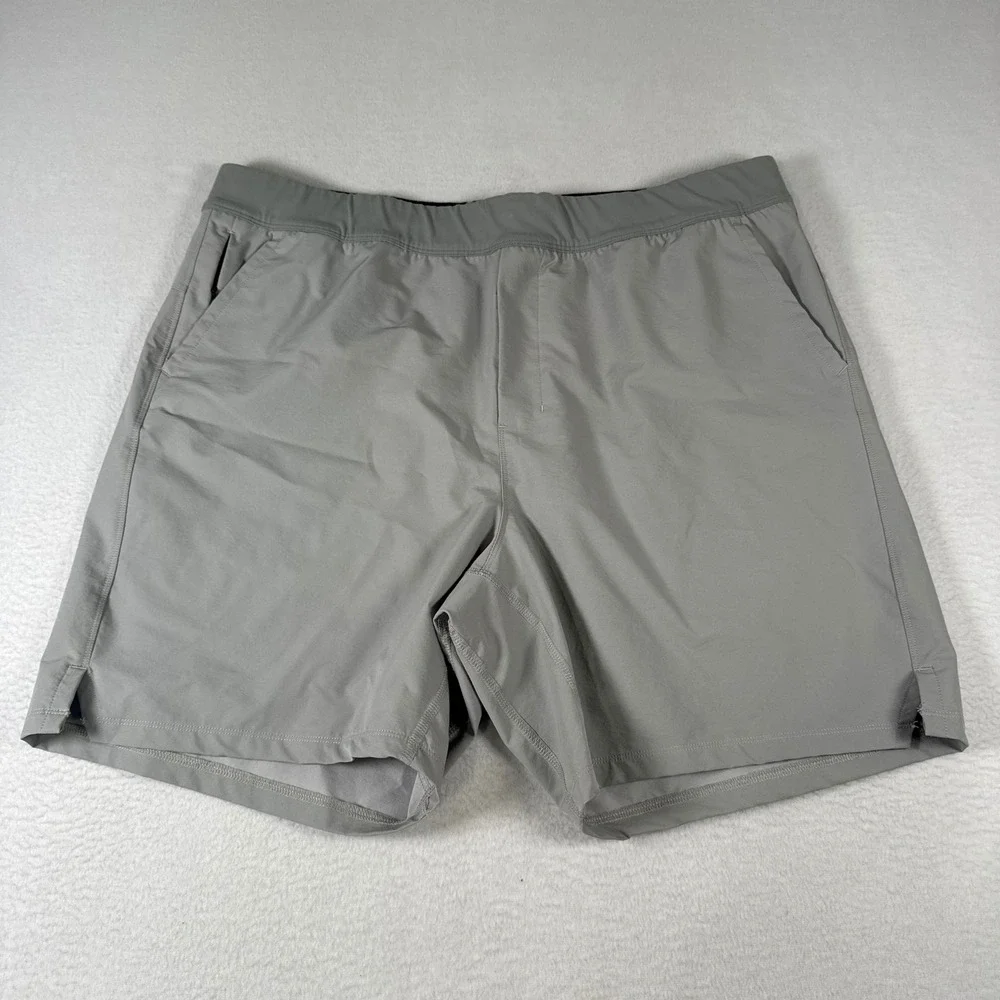Public Rec Athletic Shorts Mens 40 Gray Polyester Stretch Athleisure Gym Workout